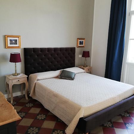 Residenza Ponente Bed & Breakfast Syracuse Ngoại thất bức ảnh