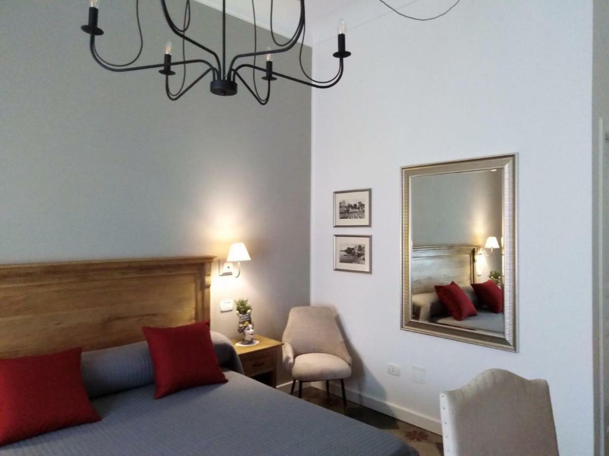 Residenza Ponente Bed & Breakfast Syracuse Ngoại thất bức ảnh